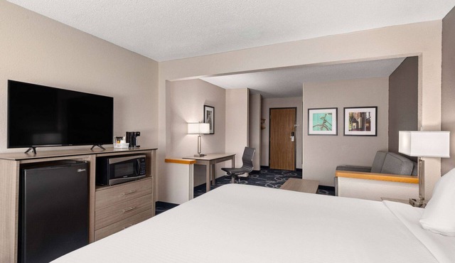 Baymont by Wyndham Waterloo