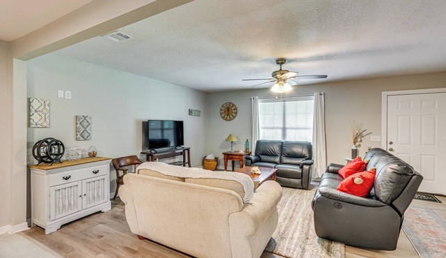 Bayou Access, Kayak & Grill: Milton Home!
