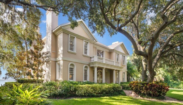 Bayshore Breeze by Brightwild | Waterfront Estate