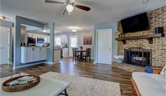 Bayshore Retreat - Clean & Close to everything!