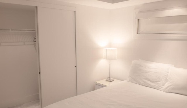 Bayshore Three-Bedroom Apartment 3935