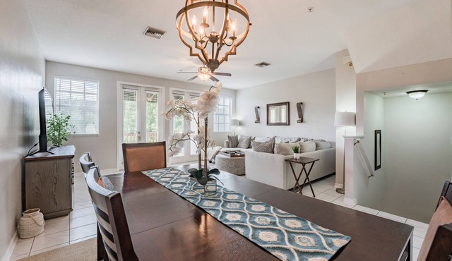 Bayshore Treasure - A South Tampa Oasis