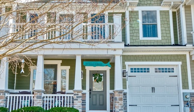 Bayside* 3 BR Luxury Townhome in Award-Winning Resort, Sleeps 8