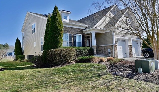 Bayside * 4 BR Fenwick Island Resort Home Rental: Lovely 4 BR Townhouse 2.5 BA