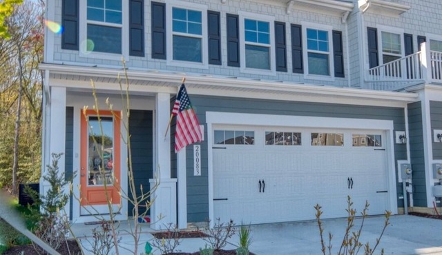 BAYSIDE * 5BR NEW LUXURY HOME * 4.5 Baths *Sleeps 14