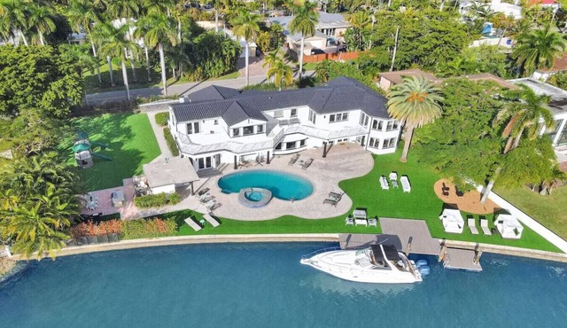 Bayside bliss 6k sqf on the bay