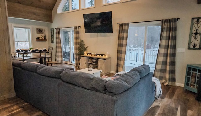 Bayside Chalet in Fair Haven NY