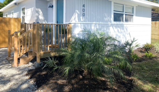 ☆Bayside Coastal Cottage☆ great location, beaches