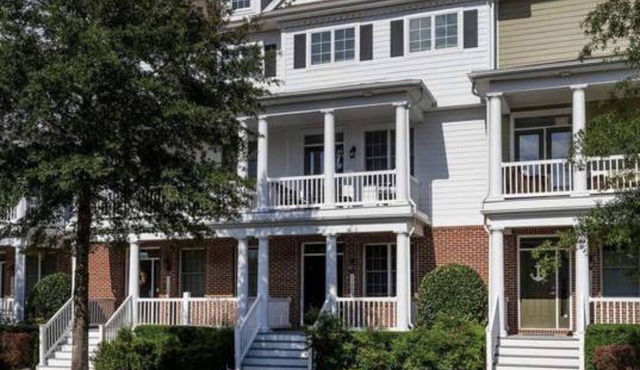 Bayside Resort 3-Story 4BR Townhome