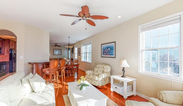 Bayside Resort - 36536 Wild Rose