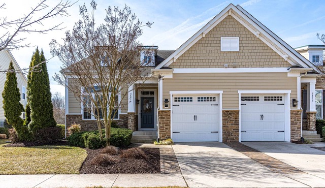 Bayside Resort - 5 Bdrm/3.5 Bath w Backyard Pond - Pools Kayaks Beach Golf