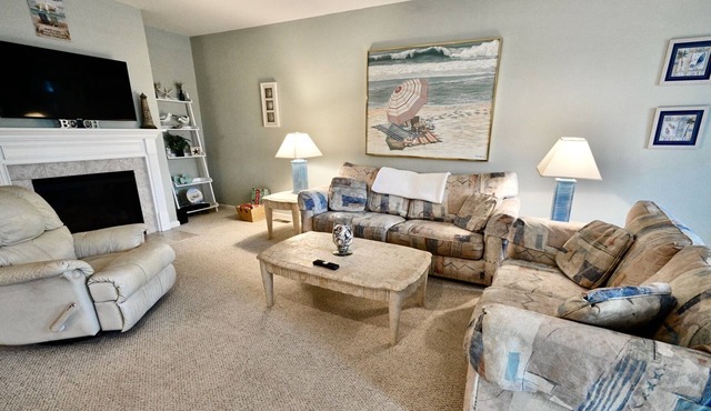 Bayside Resort Fenwick Island * Next To The Main Pools * Pet Friendly - 1 Dog
