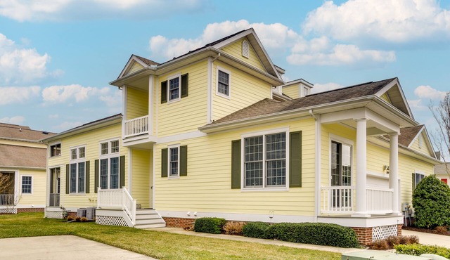 Bayside Resort Rental in Selbyville: 6 Mi to Beach