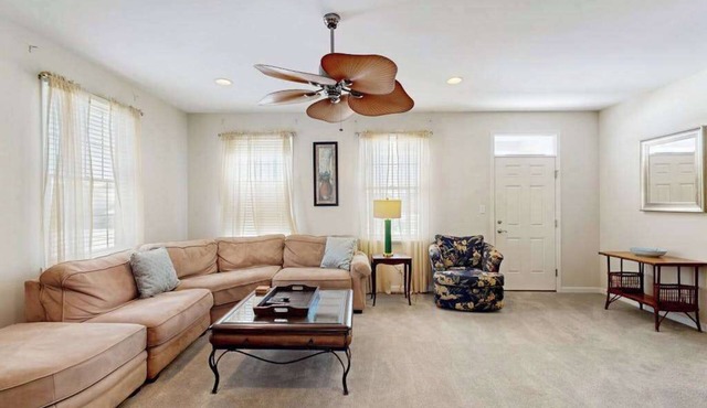 Bayside Resort townhouse w/community pools, hot tubs, tennis & on-site golf
