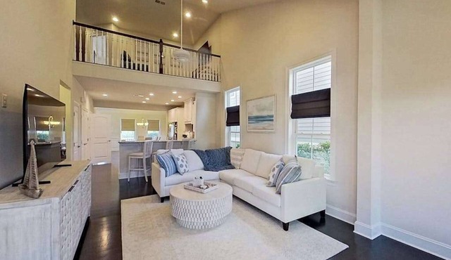 Bayside Resort townhouse w/community pools, hot tubs, tennis & on-site golf