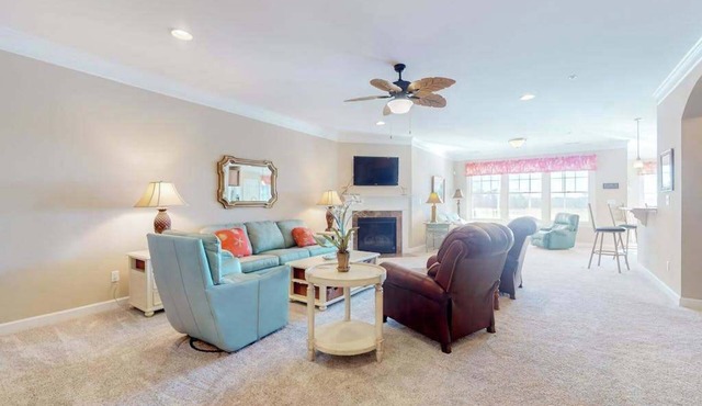 Bayside Resort with pools, golf, tennis, fishing, & spas plus beach shuttle