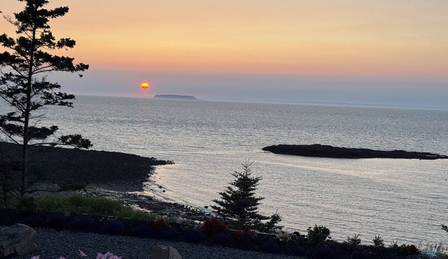 Bayside RetreatnK BR ensuite bath, Q BR, Workspace, Yoga, 2nd bath, Hot tub, 4-6