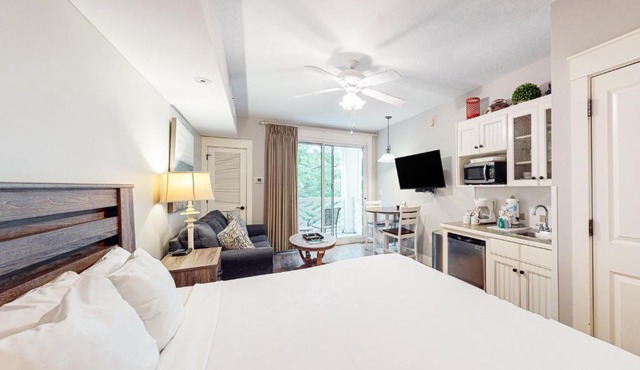 Baytowne Wharf - Pilot House #323