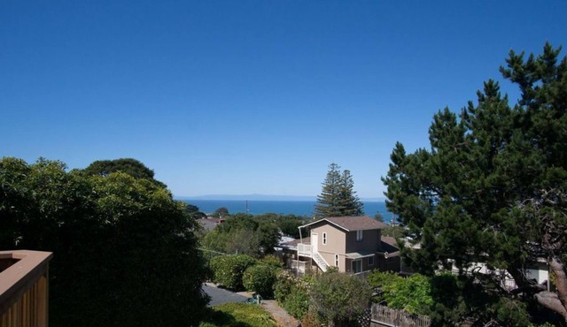 Bayview Cottage - Monterey House - Walk to Cannery Row