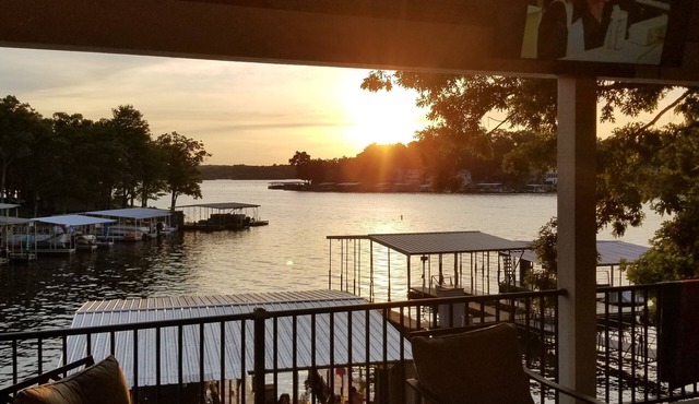 Bayview Cottage, Off HH MM#8, Pristine Inside and Out