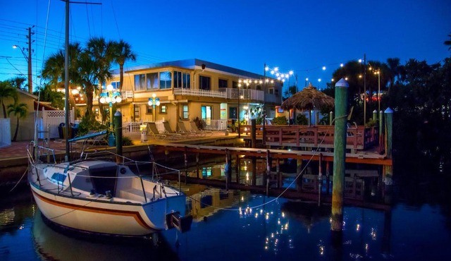 Bayview Plaza Waterfront Resort