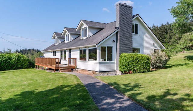 Bayview Together Farm - Modern Farmhouse | Views