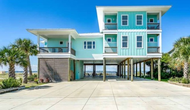 Baywatch Beach House | Private Pool | Sound Views | Beach Service Included | Dog Friendly