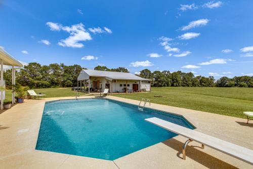 BBQ Ready Farm-Style Kinston Hideaway with Pool