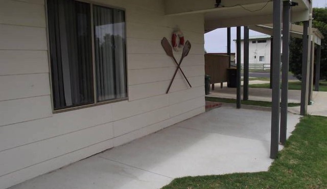 Beach Family Apartment "La Mer"- 2 minutes walk to main beach entrance and store