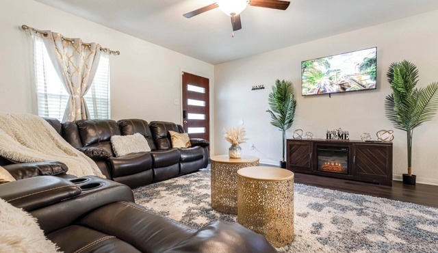 Be our GUEST! Beautiful home for you to ENJOY!