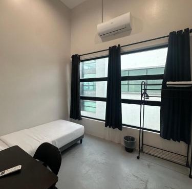 Be Right Back Loft - Alma