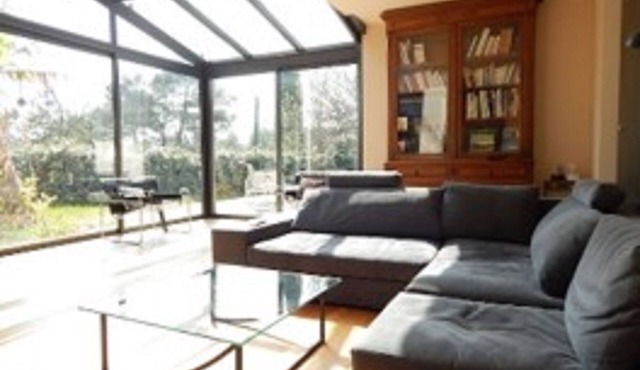 Beautiful contemporary villa with pool, near Montpeliier