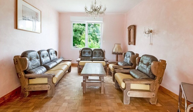 Beachside Family Villa in Le Pouldu