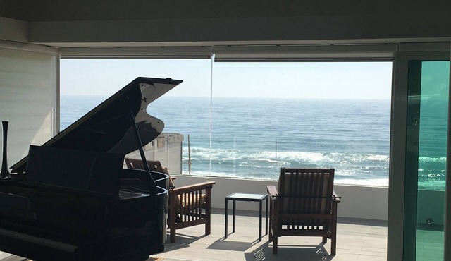 Beach Access! 4 Bedroom 3 Bath Modern Beach Home