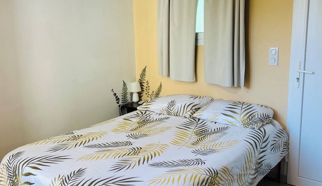 Beach access room 250 metres