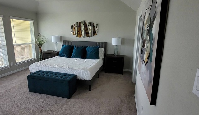 Beach Adjacent Modern 3 Bedroom 3 bath home with King & Queen beds