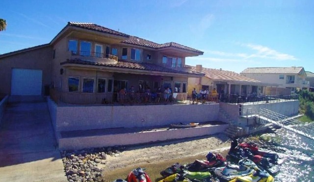 Beach and River front 4000sq.ft. house. Great for snowbirds and guests.