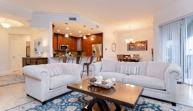 Beach apartment ★ 1 block to the ocean ★ 1GB wifi