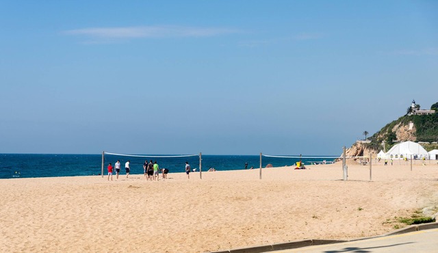 Beach Apartment in Calella, Barcelona. Free Wifi, a/c