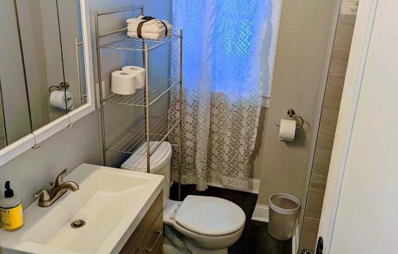 Beach Ave Short Term Rental