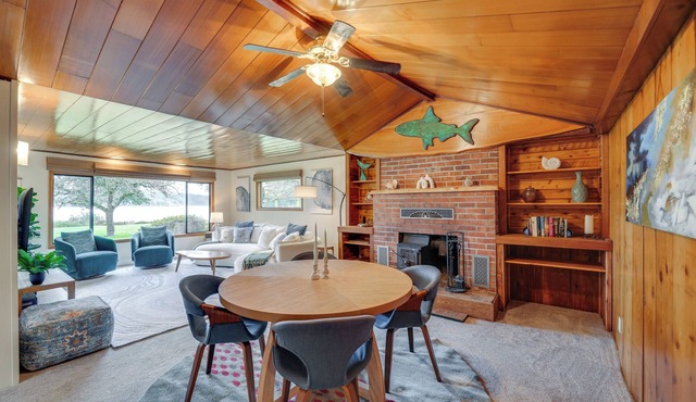 Beach & Bay Access! 5-Acre Whidbey Island Retreat