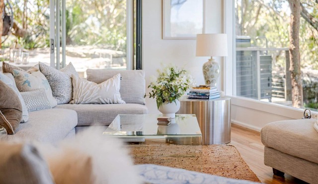 Beach, bay, bush and heated plunge pool