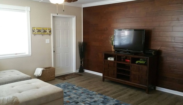 Beach Block Bungalow, everything you need for a great get away Quiet and safe