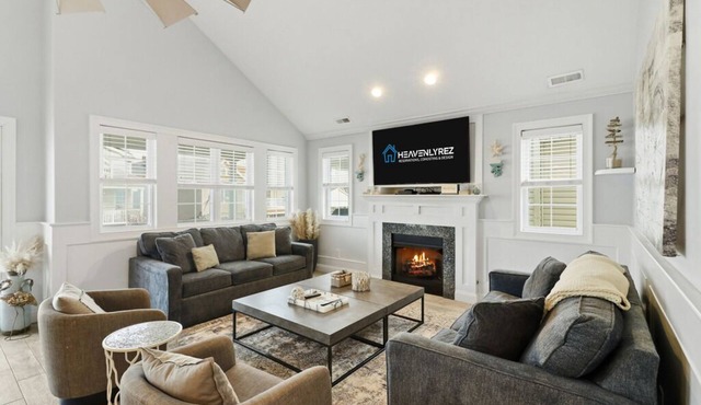 Beach Block In OCNJ between 7th & 8th St! w/elevator - 5 Bd/4 Bath, Sleeps 16