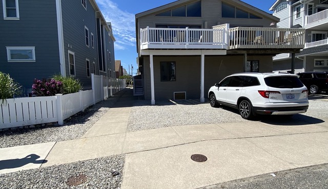 Beach Block Vacation Home - across the street from the beach