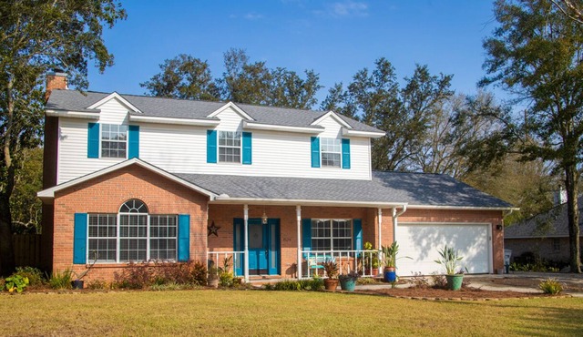 Beach Bound Family Getaway-5BR Newly Renovated, 15 mins from beaches