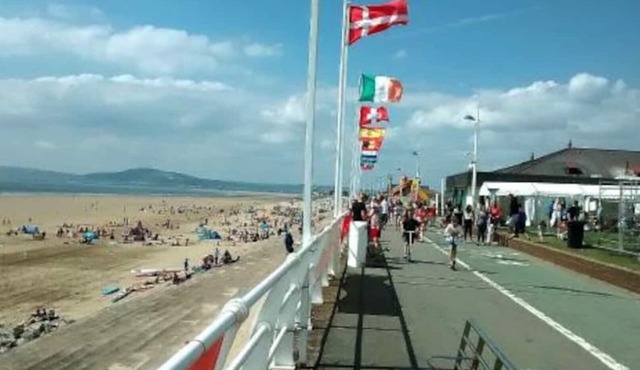Beach Break Aberavon Large Seaside House sleeps 8 South Wales