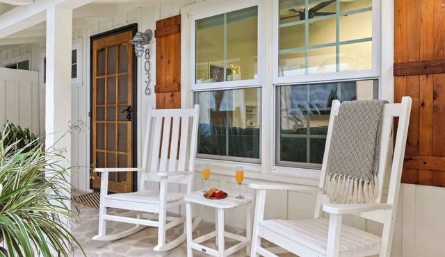 Beach Bungalow 2 Blocks to Beach
