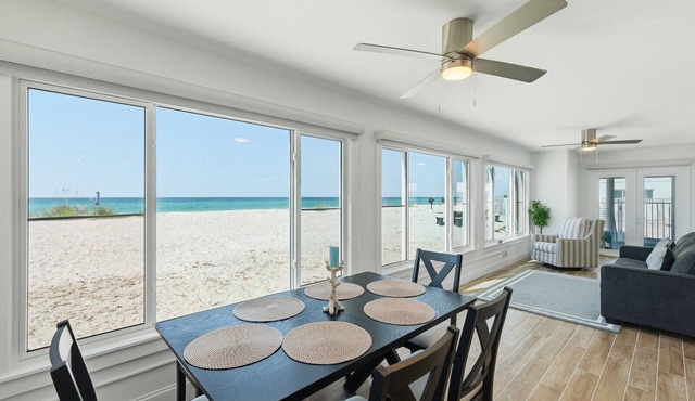 Beach Club 5C - 2Bed/2Bath - Pet Friendly - Gournd Level-No Stairs - Gulf Front - Sleeps 6
