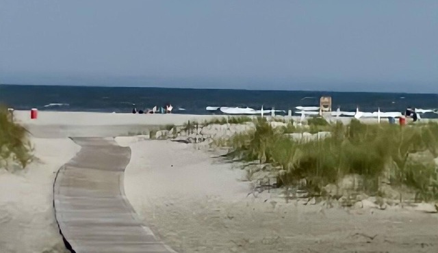 Beach Colony Motel